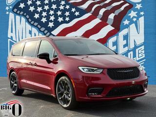 2025 Chrysler Pacifica for sale in Greenville SC