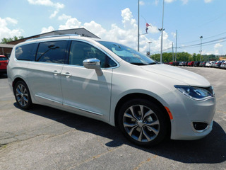 2020 Chrysler Pacifica for sale in Clarksville TN