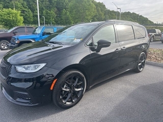 2025 Chrysler Pacifica for sale in Chattanooga TN