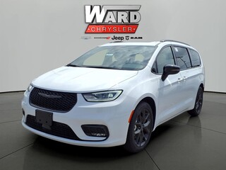2026 Chrysler Pacifica for sale in Carbondale IL