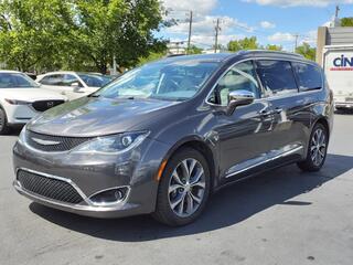 2017 Chrysler Pacifica