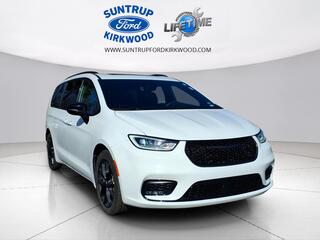 2025 Chrysler Pacifica