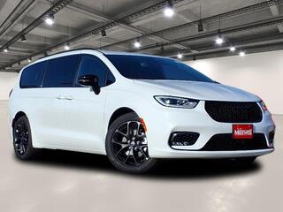 2025 Chrysler Pacifica for sale in Columbia SC