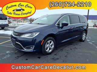 2017 Chrysler Pacifica Hybrid