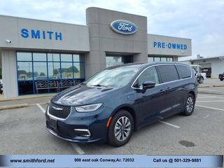 2023 Chrysler Pacifica Plug-In Hybrid