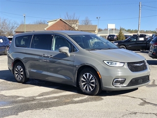 2022 Chrysler Pacifica Hybrid for sale in Chattanooga TN