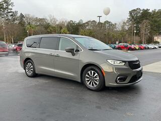 2022 Chrysler Pacifica Hybrid