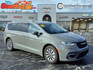 2021 Chrysler Pacifica Hybrid