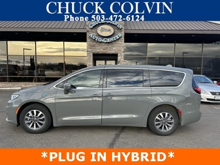 2022 Chrysler Pacifica Hybrid