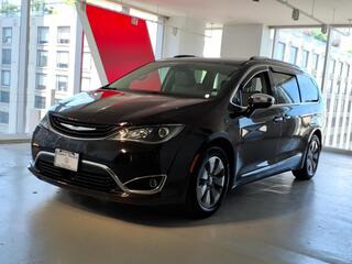 2018 Chrysler Pacifica Hybrid