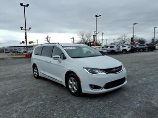 2018 Chrysler Pacifica Hybrid for sale in Bourbonnais IL