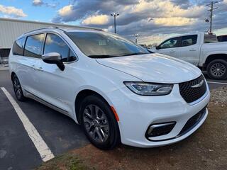 2023 Chrysler Pacifica Plug-In Hybrid for sale in Easley SC