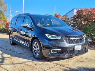 2023 Chrysler Pacifica Plug-In Hybrid