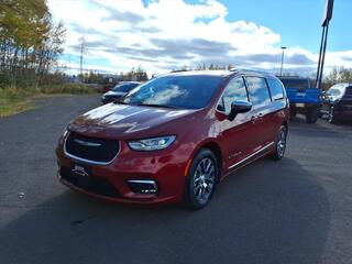 2026 Chrysler Pacifica Plug-In Hybrid
