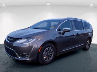 2020 Chrysler Pacifica Hybrid