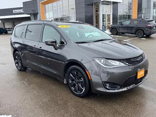 2020 Chrysler Pacifica Hybrid