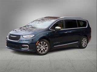 2023 Chrysler Pacifica Plug-In Hybrid for sale in Ann Arbor MI