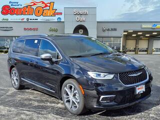 2026 Chrysler Pacifica