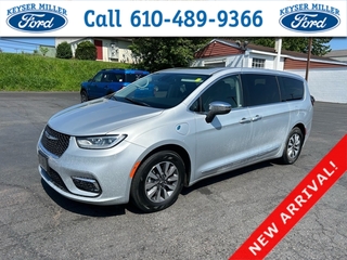 2023 Chrysler Pacifica Plug-In Hybrid for sale in Mt. Juliet TN