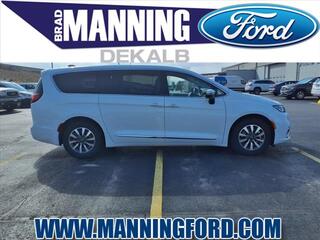2023 Chrysler Pacifica Plug-In Hybrid