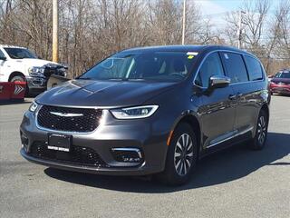 2023 Chrysler Pacifica Plug-In Hybrid