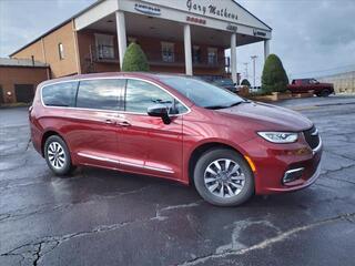 2023 Chrysler Pacifica Hybrid for sale in Clarksville TN