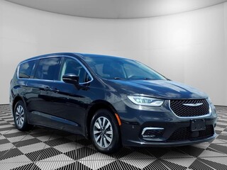 2024 Chrysler Pacifica Plug-In Hybrid