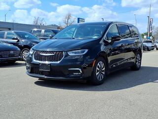 2024 Chrysler Pacifica Plug-In Hybrid