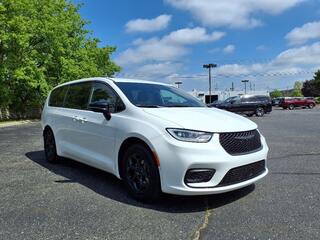 2024 Chrysler Pacifica Plug-In Hybrid