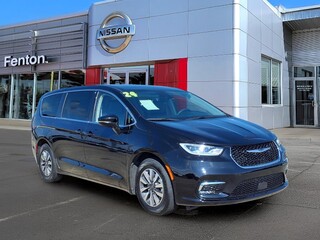 2024 Chrysler Pacifica Plug-In Hybrid for sale in Mcalester OK