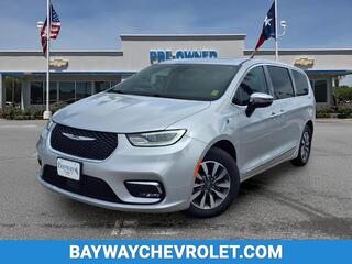 2023 Chrysler Pacifica Plug-In Hybrid for sale in Pearland TX
