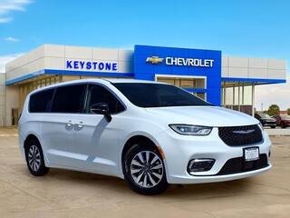 2024 Chrysler Pacifica Plug-In Hybrid