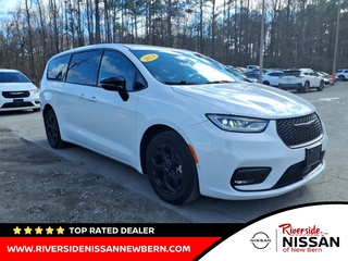 2024 Chrysler Pacifica Plug-In Hybrid