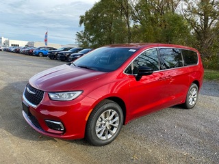 2026 Chrysler Pacifica for sale in Fredonia NY