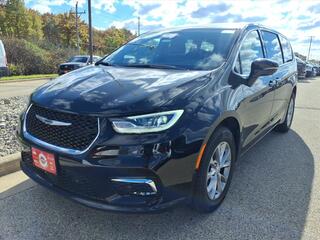 2026 Chrysler Pacifica for sale in Burlington WI