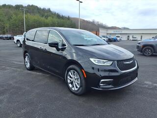2026 Chrysler Pacifica for sale in Tazewell VA
