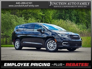 2025 Chrysler Pacifica