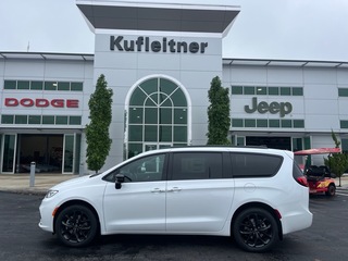 2026 Chrysler Pacifica