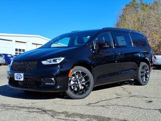 2026 Chrysler Pacifica for sale in Rochester NH