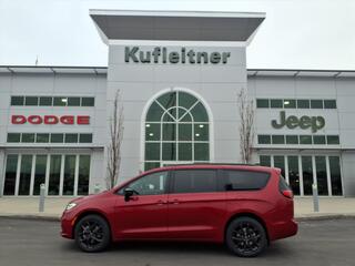 2026 Chrysler Pacifica