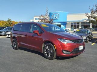 2020 Chrysler Pacifica for sale in Plymouth MA