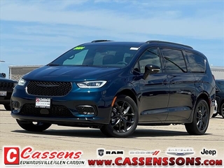 2024 Chrysler Pacifica for sale in Glen Carbon IL