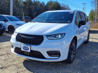 2026 Chrysler Pacifica