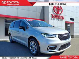 2024 Chrysler Pacifica for sale in Southfield MI