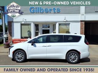 2027 Chrysler Pacifica for sale in Sand Creek WI