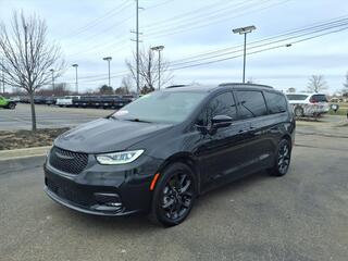 2023 Chrysler Pacifica for sale in Clinton Twp. MI