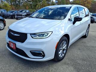 2026 Chrysler Pacifica for sale in Burlington WI