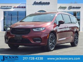 2023 Chrysler Pacifica for sale in Shelbyville IN