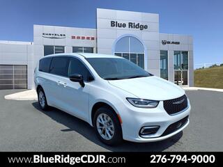 2025 Chrysler Pacifica