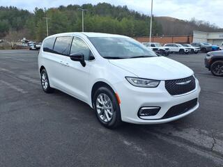 2026 Chrysler Pacifica for sale in Tazewell VA
